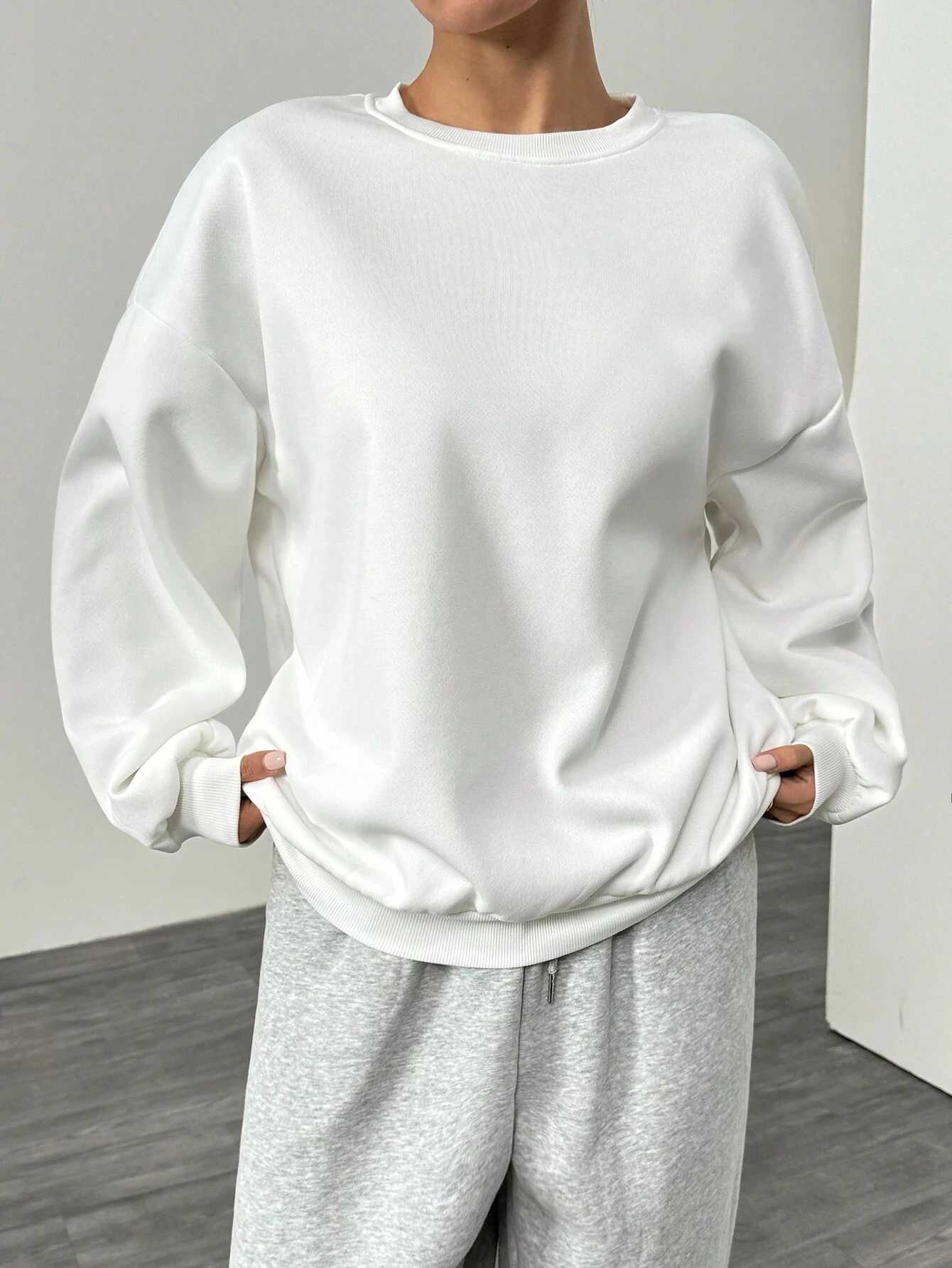 Autumn Winter Solid Womens Sweatshirts Casual Loose Comfortable Pullovers Crewneck Warm Fleece Hoodie Sporty Basic Woman ClothesZ250918