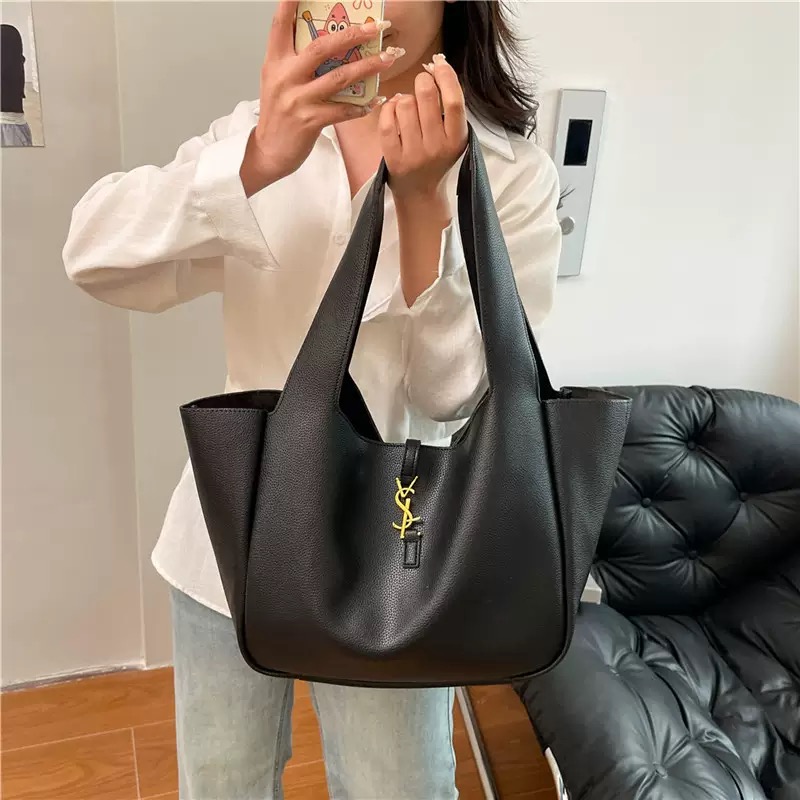 Designer bag Luxury Commuting Tote Bag Soft leather Shoulder bag for Women High-Capacity New Style Fashionable Simple Designer Purse