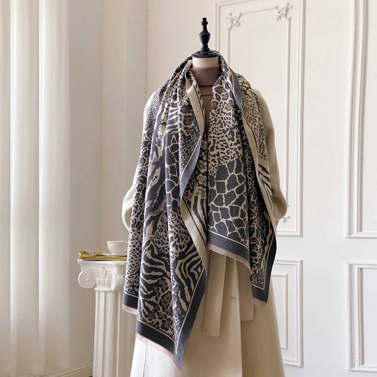 Leopard Print Wens Scarf Warm Scarf Shl Simple Imitation Cashmere Scarf Thick Shl Jacquard Fashion Autumn and Winter Y250918