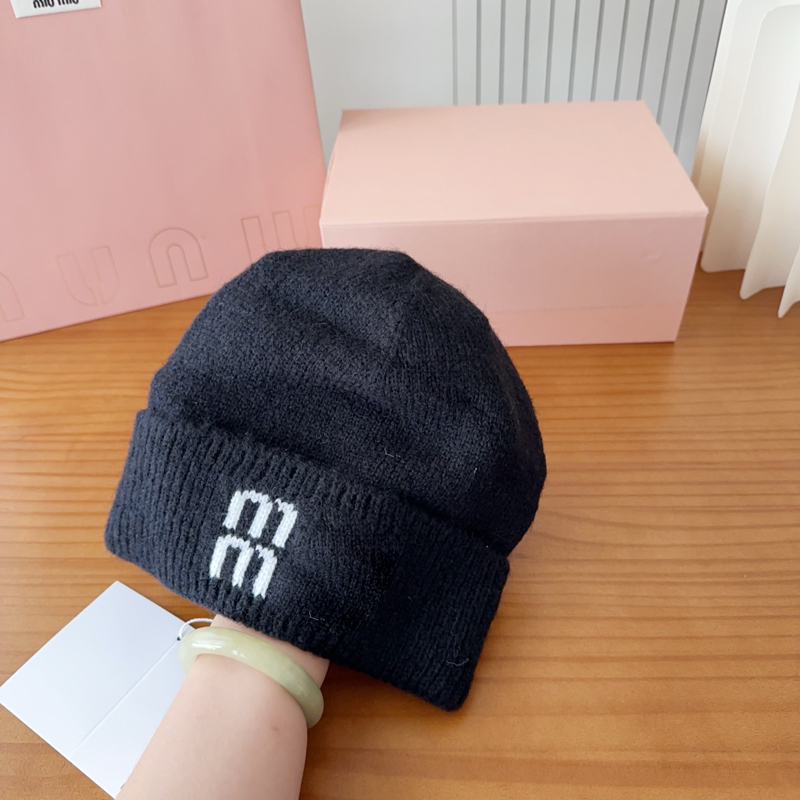 Luxurys designers Beanie classic autumn winter designer beanies hats men and women fashion universal hot style knitted cap autumn outdoor warm