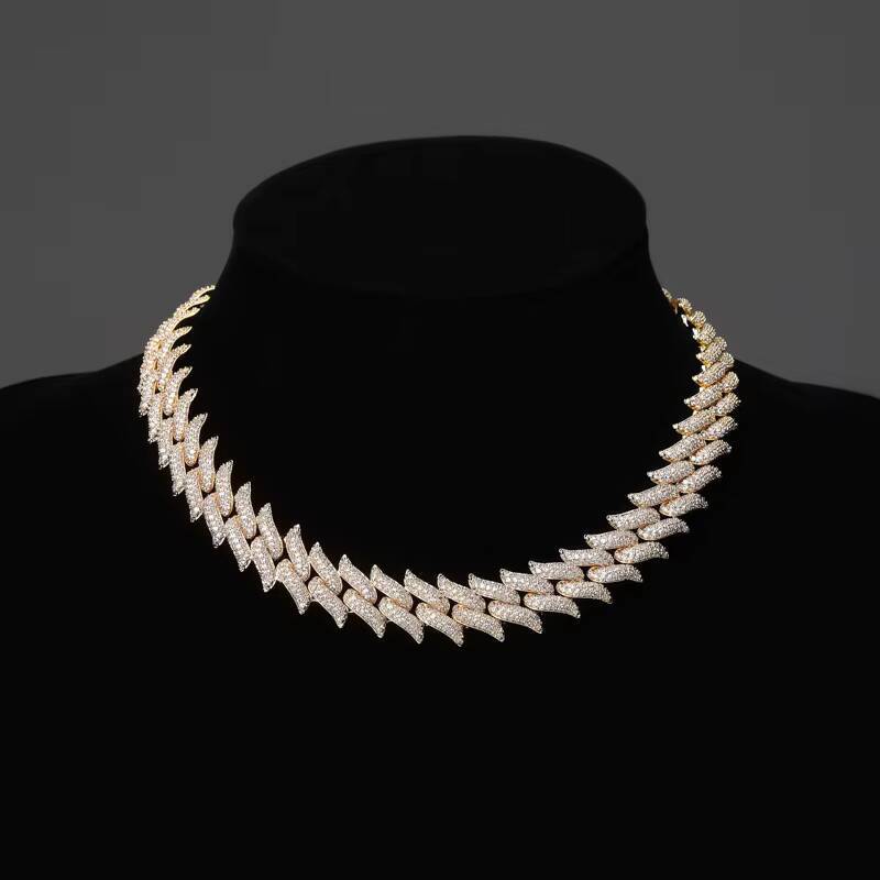 New Arrival Hip Hop Brambles Design Cuban Link Chain Thorns Miami Cuban Link Chain Iced Out Necklaces
