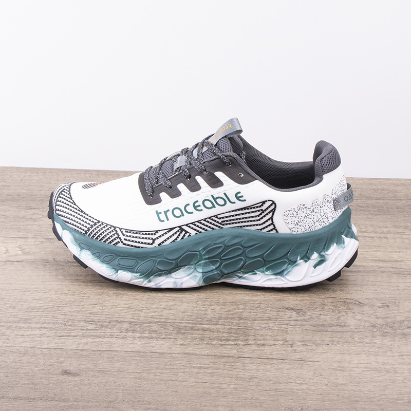 Designer Traceable designer sneakers four season ultra light shock-absorbing breathable anti slip outdoor hiking and cross-country running shoes