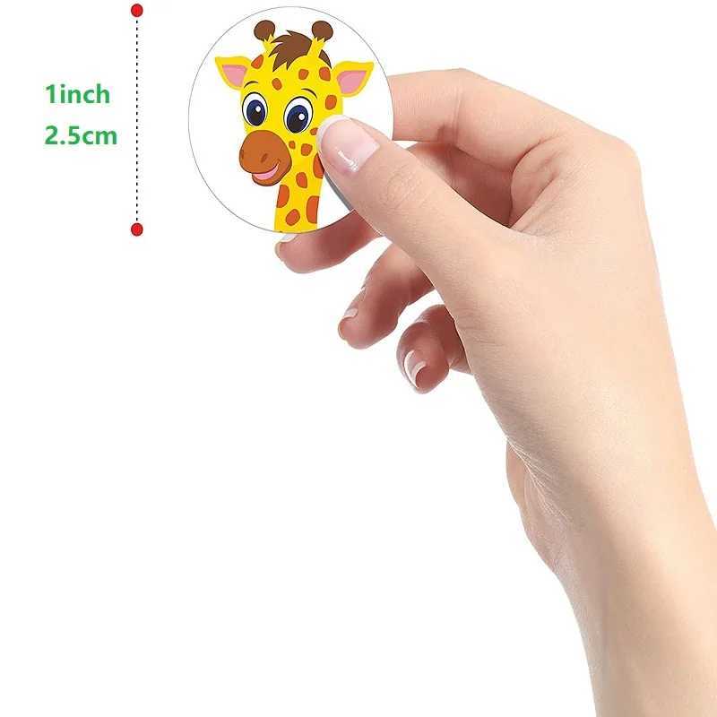 100500pc Stickers for Children Kids Rolling Animal Roll Dog Stickers Small Packaging Pack Stickers Photocard Decor Lables C250918