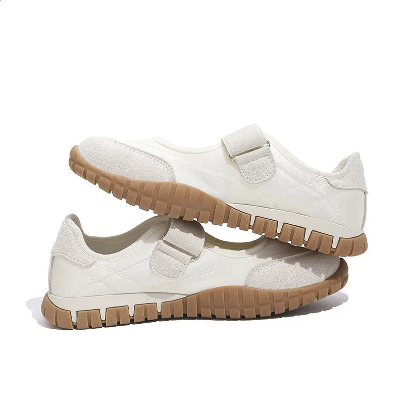 Magic Style Round Toe Ballet Flats Mary Jane Casual Single Sports Shoes Splice Color Soft Soled Women Flat 250918