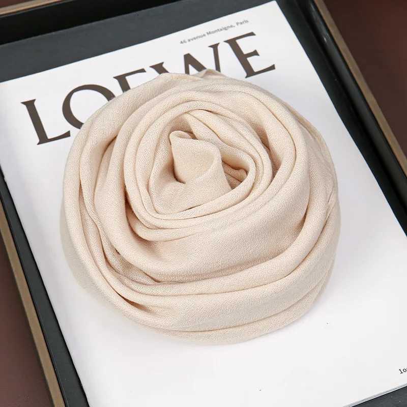9090cm Thin Soft Square Scarves for Wen Simplicity Solid Color Cotton Linen scarf Muslim Fems Hijabs Bag Accories Y250918