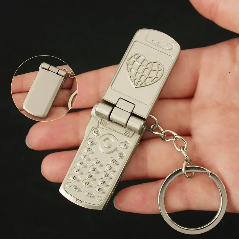 Y2K Mini Cell Phone Figure Toys Keychain Punk Style 4cm Anime Periphery Metal Renovate Phone Model Keychains Gifts Toys for Boys 250917