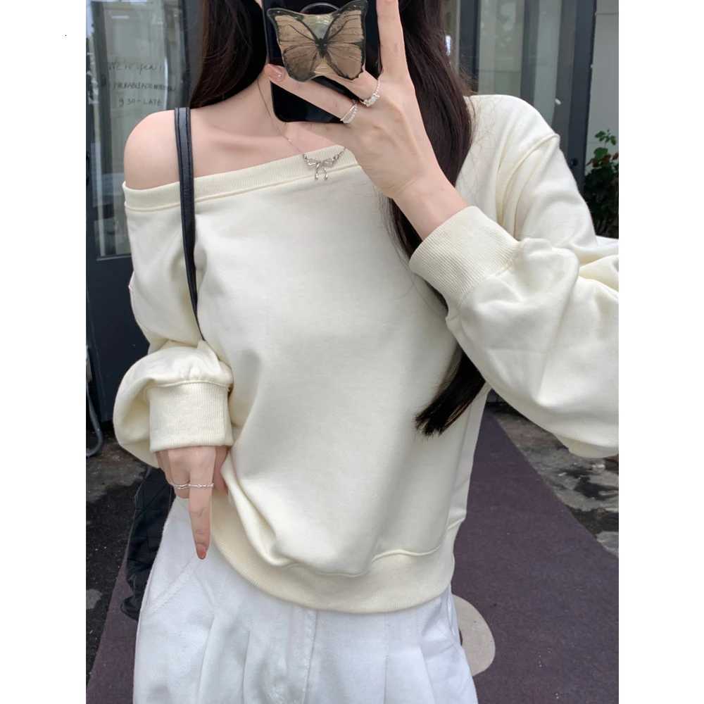Off Shoulder Sweatshirt Women Solid Color Cropped Hoodie Long SLeeve Spring Autumn Casual Versatile TopZ250918
