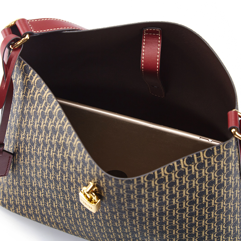 CHCH Vintage-Inspired Large Capacity Women's Tote Bag - Classic PVC Letter Print Design, Spacious Travel Shopping Bag