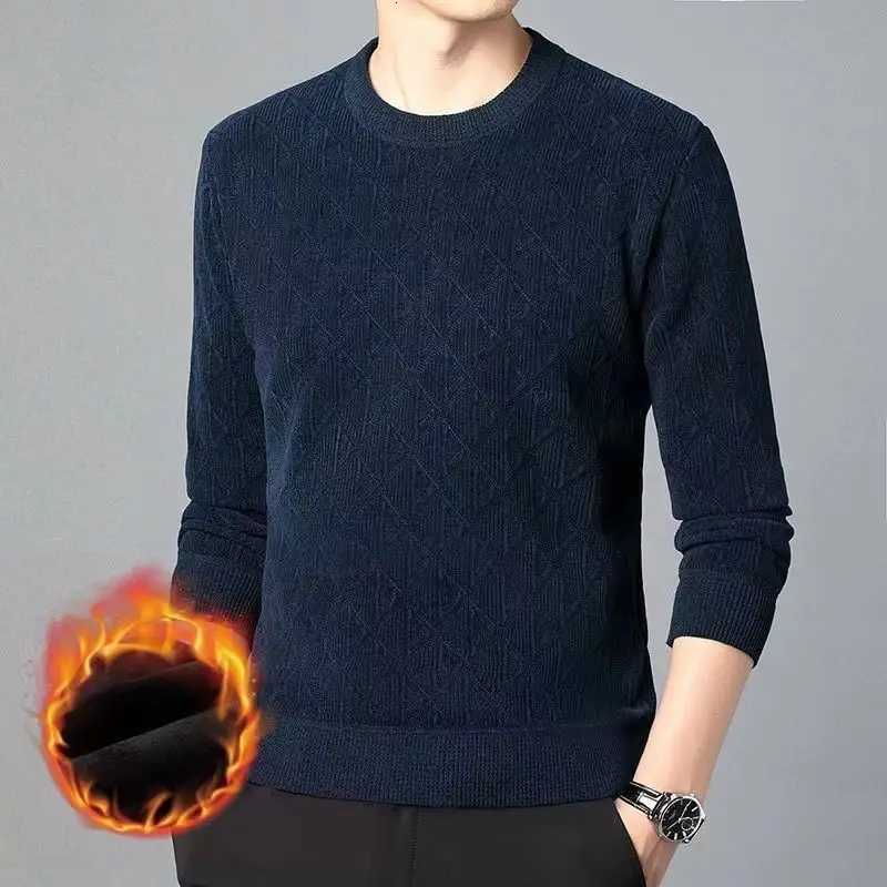 Autumn Winter New Men Plush Sweater Underlay Solid Round NeCK Screw THread THiCKened Warm Casual Pullover Knitted TopZ250918