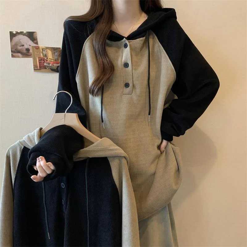 Women Clothing Fashion Casual Long Sleeve Hoodies Spring Autumn Loose Lazy Style Top Tee Office Lady Button Patchwork PulloverZ250918