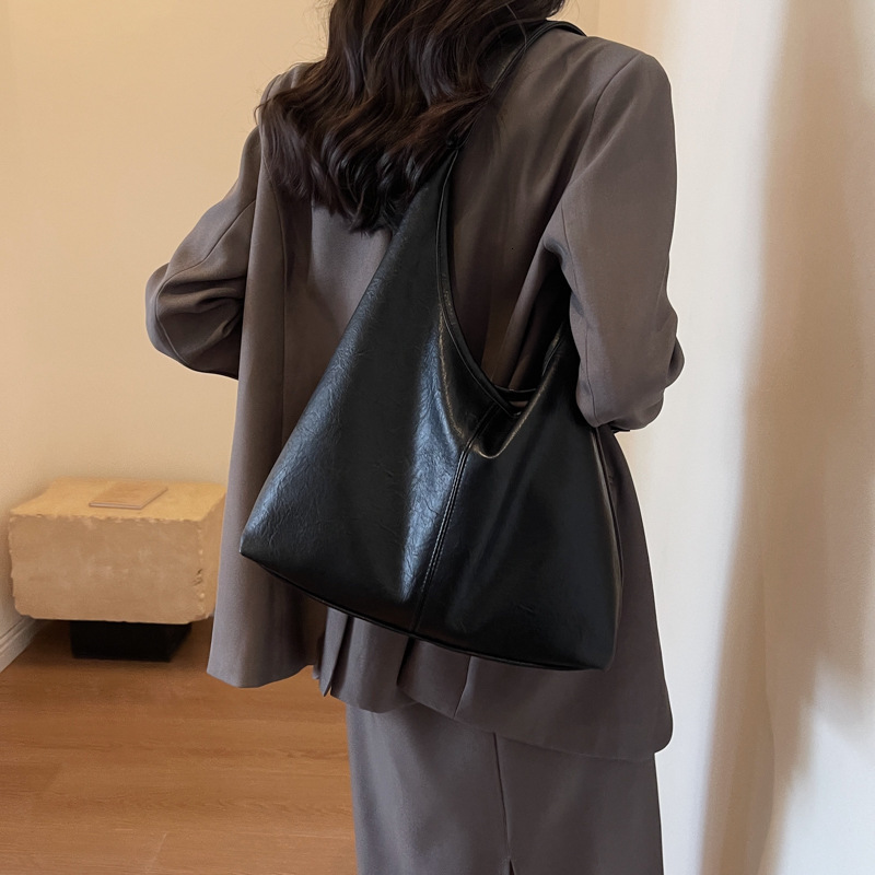 Trendy Tote Bag for Women Large Capacity 2025 New Versatile MotherDaughter Bag Underarm Bag with HighEnd Feel Single Shoulder Bag 240910