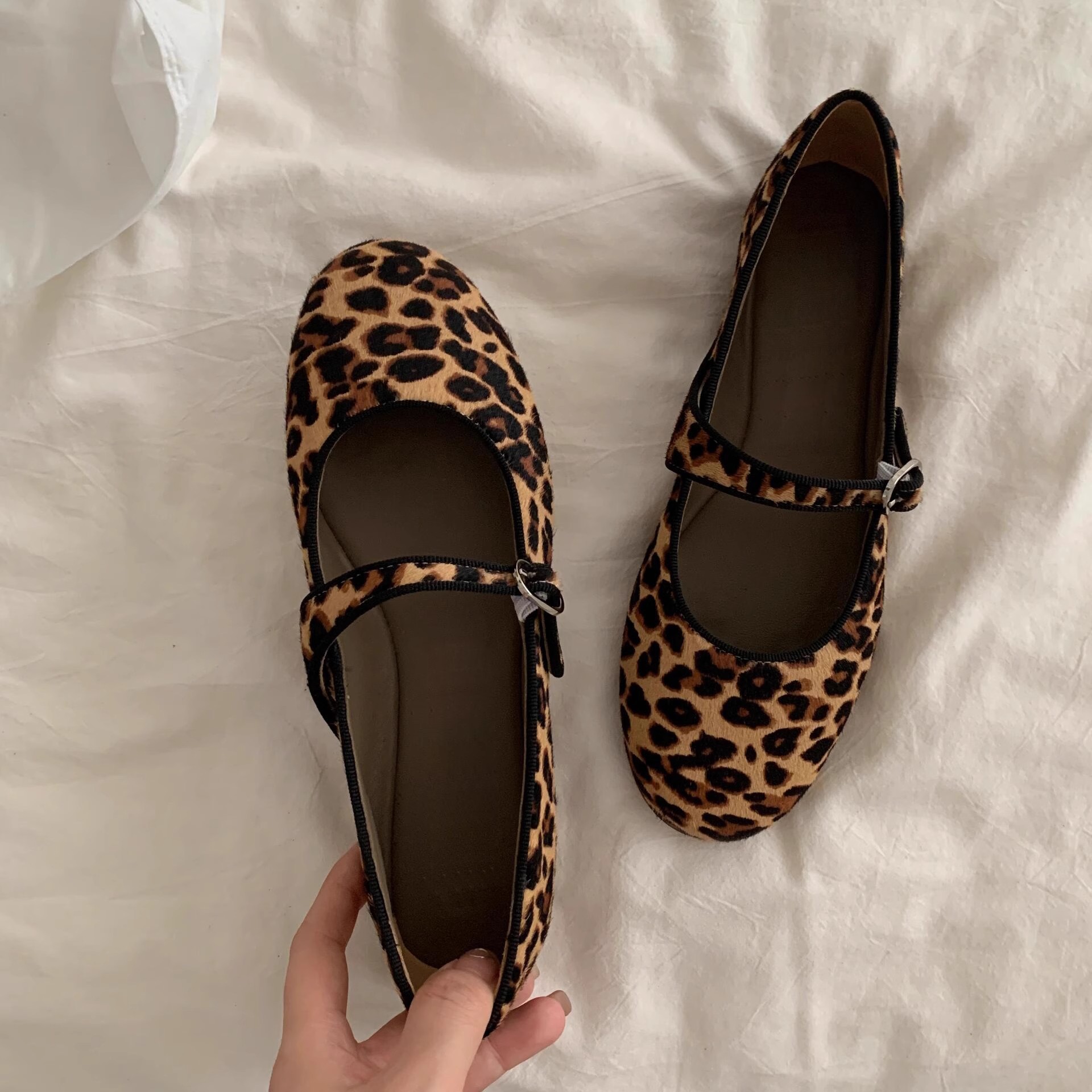 Niche Round Toe Ballet Flats One-Strap Flat Leopard Print Single Shoes Women Genuine Leather Mary Jane