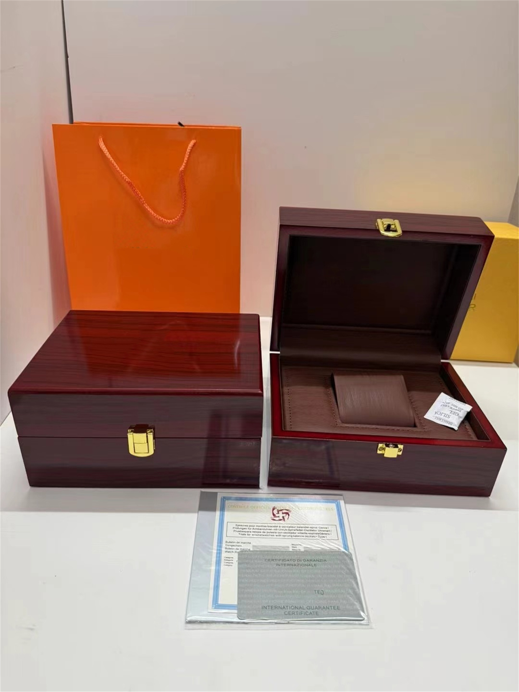 Top Quality Boxes PANERAI watch Original Box Accessories wholesale montre Watches Booklet Card Tags and Papers In English Swiss Watches Boxes Many are box #263