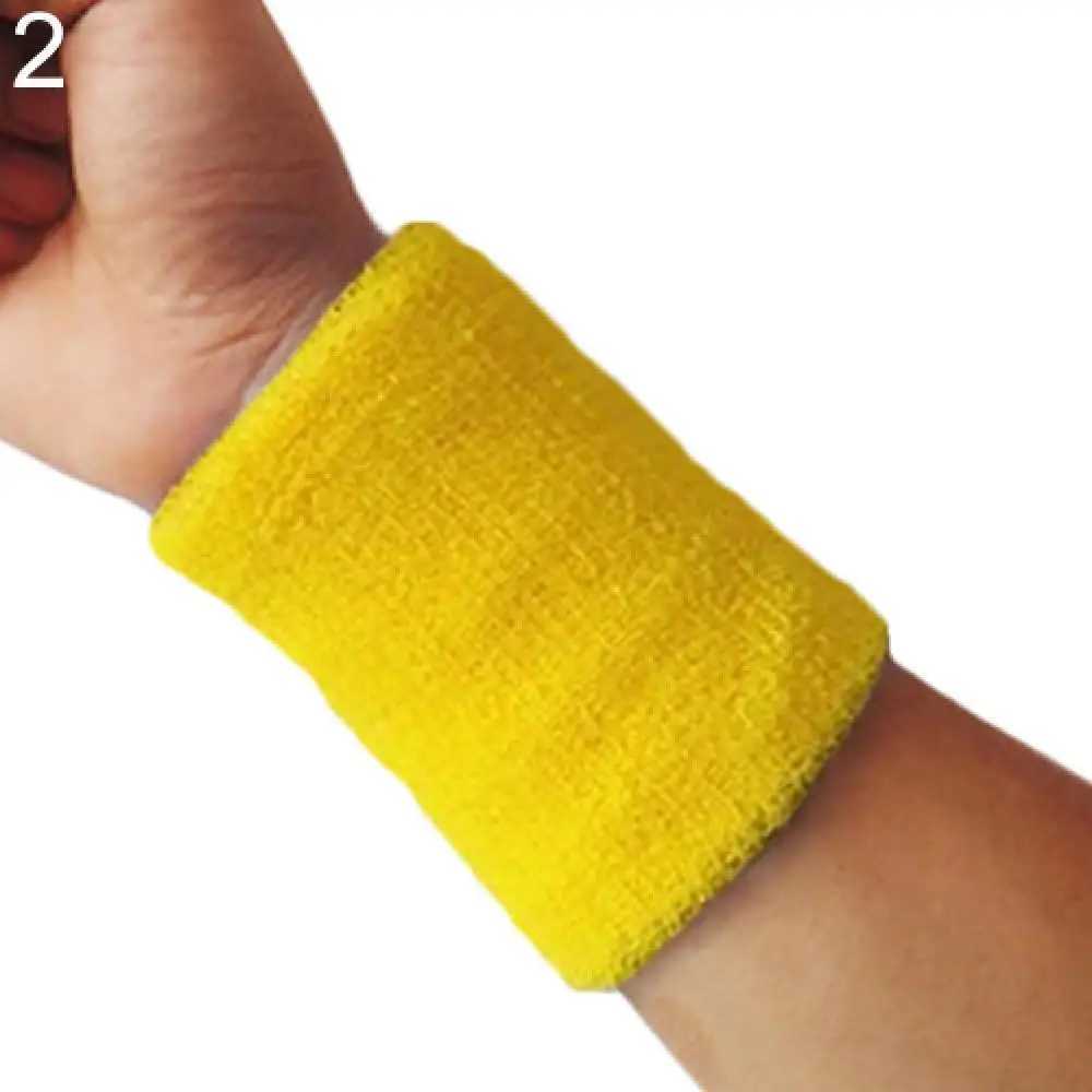 1x Sports Wrist Sweatband Tennis Wristband Cotton Yarn Volleyball Gym Wrist Brace Support Sweat Band Towel Bracelet Protector J251211