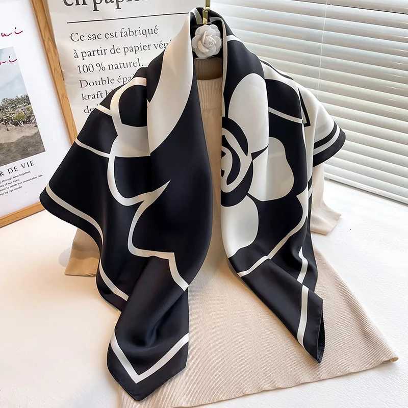 Luxury Wen 90x90CM New Twill Satin Big Square Scarf Shl ral Printed Design Summer High Quty Ladies Sunscreen Scarves Y250918