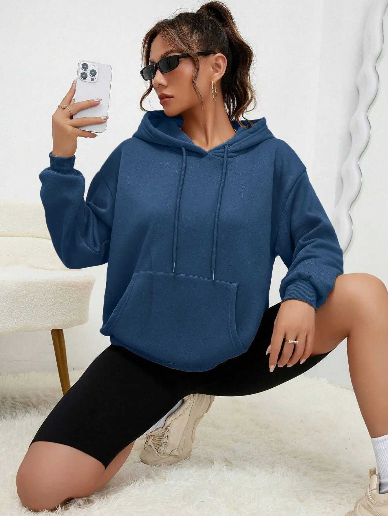 Solid Color Hoody For Female Autumn Fashionable Clothing Casual Fleece Pocket Hoodies Multicolor Unisex Women StreetwearZ250918