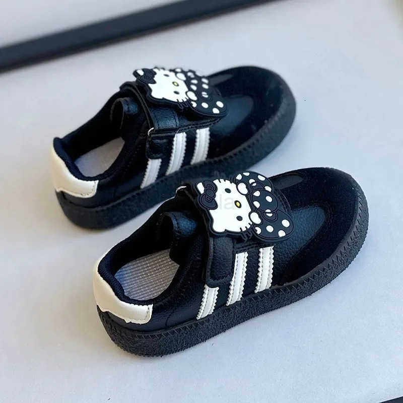 Sanrio New Spring Autumn Kawaii Anime Board Shoes 2025 Cute Hello Kitty Cartoon Children Casual Sports Sneakers Gifts for Kids L250910
