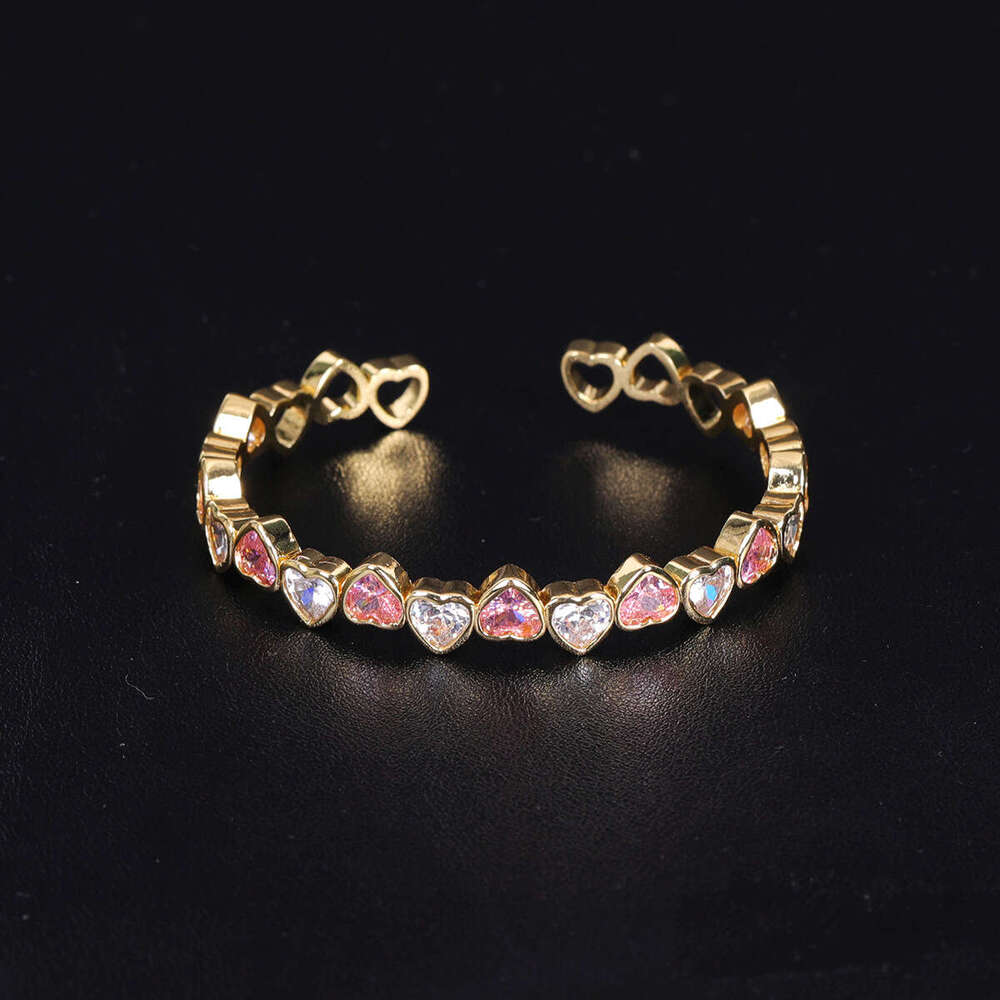 Full Dia Inlaid Zircon Heart-shaped Love Bracelet Women's Shiny Fashion Light High-grade Copper Plated Hand Jewelry ddmypluto