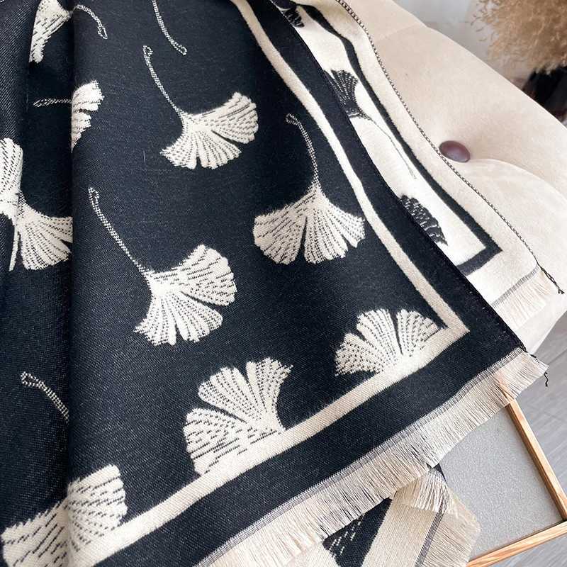 Luxury Winter Cashmere Scarf Wen age Print Warm Blanket Poncho Scarves Fem Shl Wrs Thick Foard Bufanda Y250918