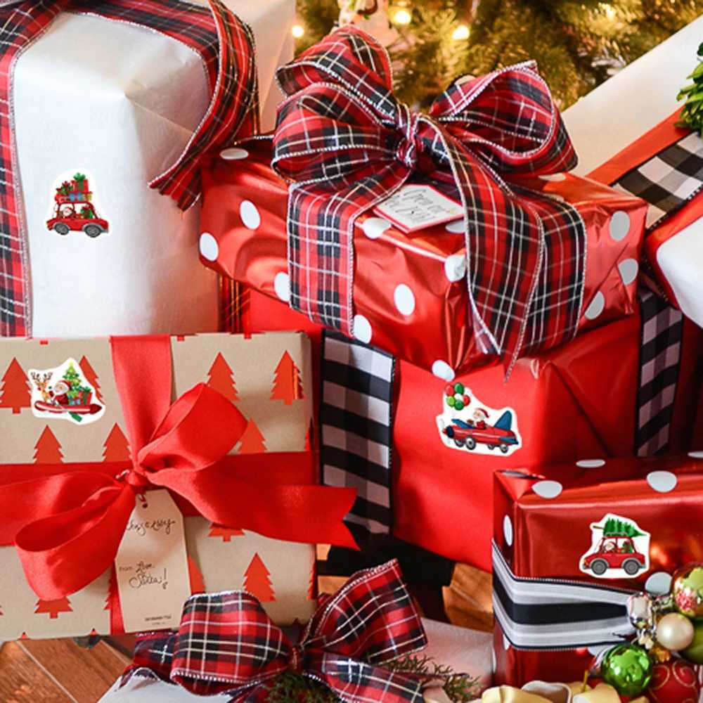 500PcsRoll Heterotypic Christmas Themed Santa Claus Transportation Stickers 8 Designs 25cm10 DlY Graffiti Holiday Labels C250918