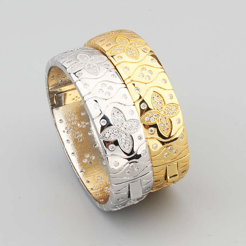 New Eternal Bracelet with Zircon Fashion Modern Jewelry for Women Petal Accessories Direct Shipping ddmypluto