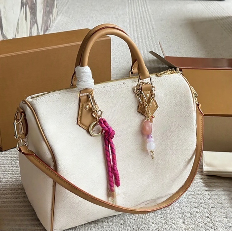 Soft30 Boho Crafty Pillow P9 Boston bag Dark luxury designer bag crossbody bags tote bag designer purse backpack shoulder bags women bags handbags White