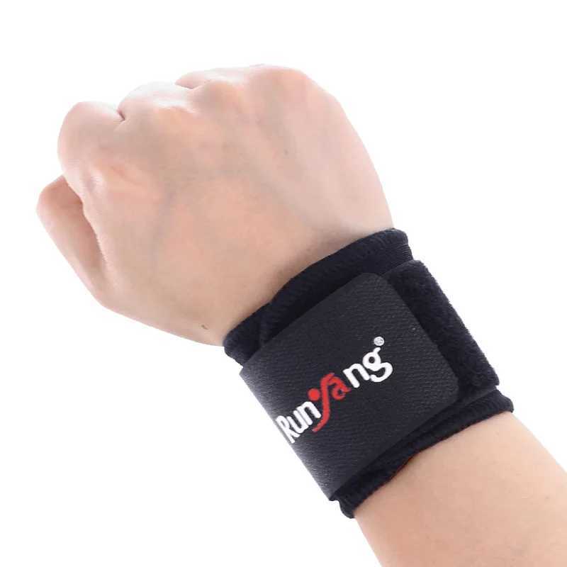 Sports wristbands bandage wrapping adjustable wrist protector tendon sheath fitness strap lifting wrist support guard straps gym J251211