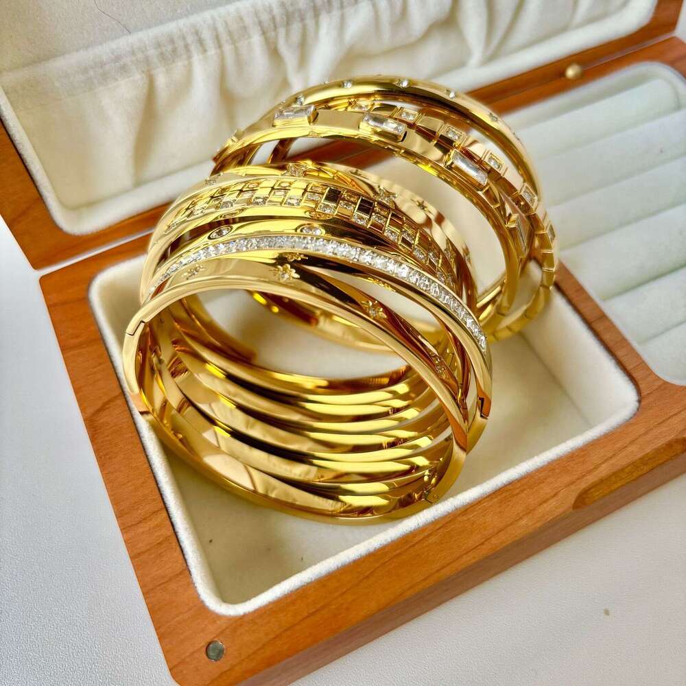 Hot Selling High-Quality CNC Inlaid Zircon Gold Steel Color Bracelet Waterproof Non-Fading ddmypluto