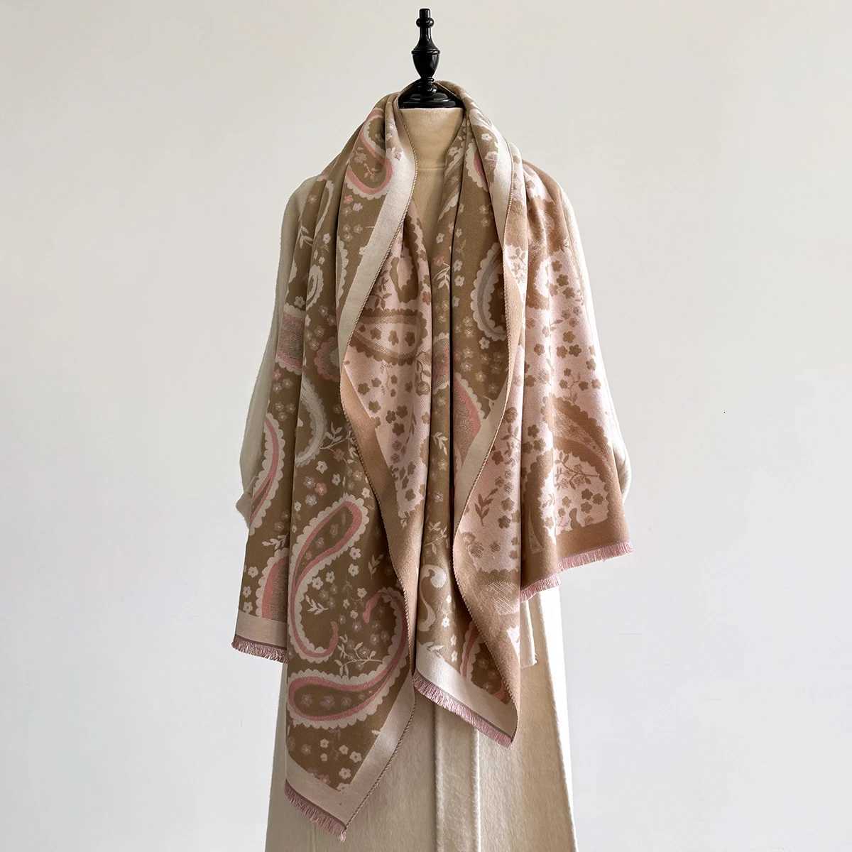 Wen Cashmere Scarf Winter Paisley Patter Thick Warm Blanket Scarf Cashew wer Scarves Fashionable and Luxurious Y250918