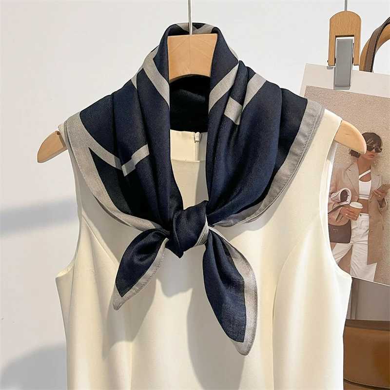 Fashion Handkerchief Print 6868cm Silk Satin Neck Scarf Wen Small Shl Hair Fem Off La Band Solid Y250918