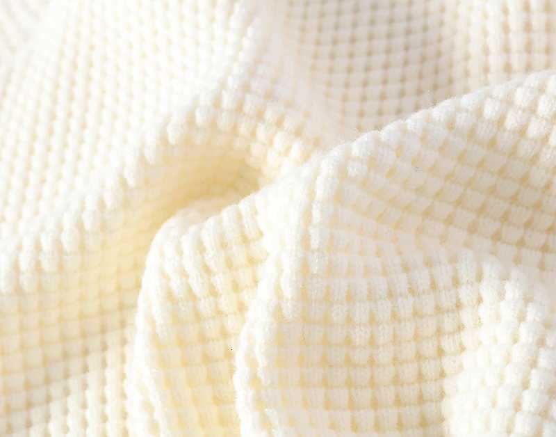 2024 AutumnWinter Men Solid color Grid pattern weater Mens Fashion Casual Sweaters Thick Warm wool pulloversb size M3XLZ250918