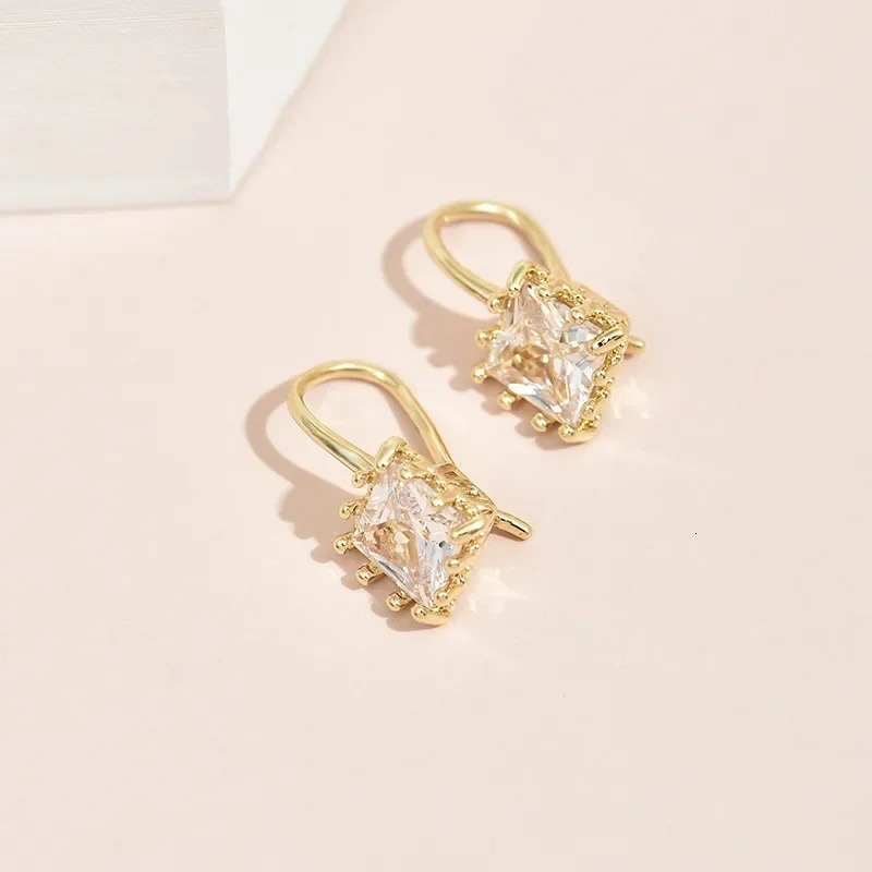 Exquisite Fashion Little Square Crystal Dangle Earrings for Women Gold Color Zircon Korean Earring Party Jewelry Gift 250917