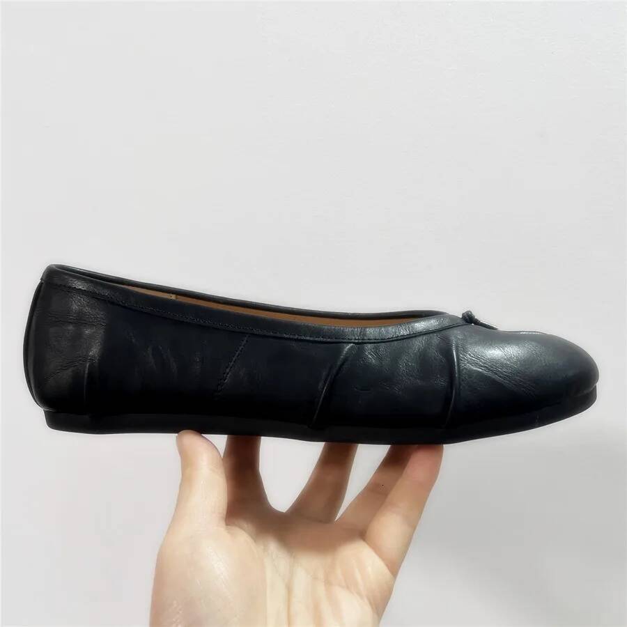 Split Toe Women Ballet Flats Fashion Shoes Casual Slip-on Loafers Ladies Pleated Leather Espadrilles ddmypanda