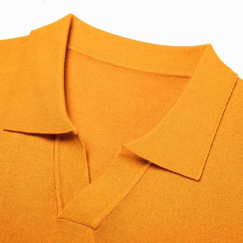 Mens pullover sweater with Vneck business casual polo keeping warm with wool cashmere sweaterHighquality mens clothingZ250918