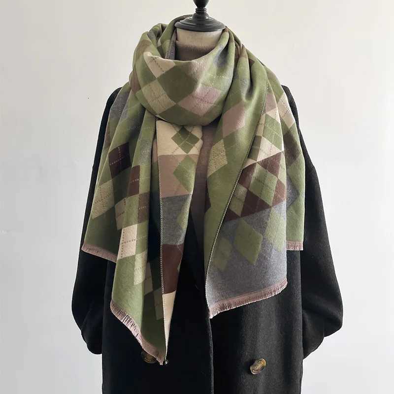 2025 Fashion Luxury Designer Winter Ourdoor Wen Scarf ral Cashmere Thicken Warm Shl Scarves Fem Wr Y250918
