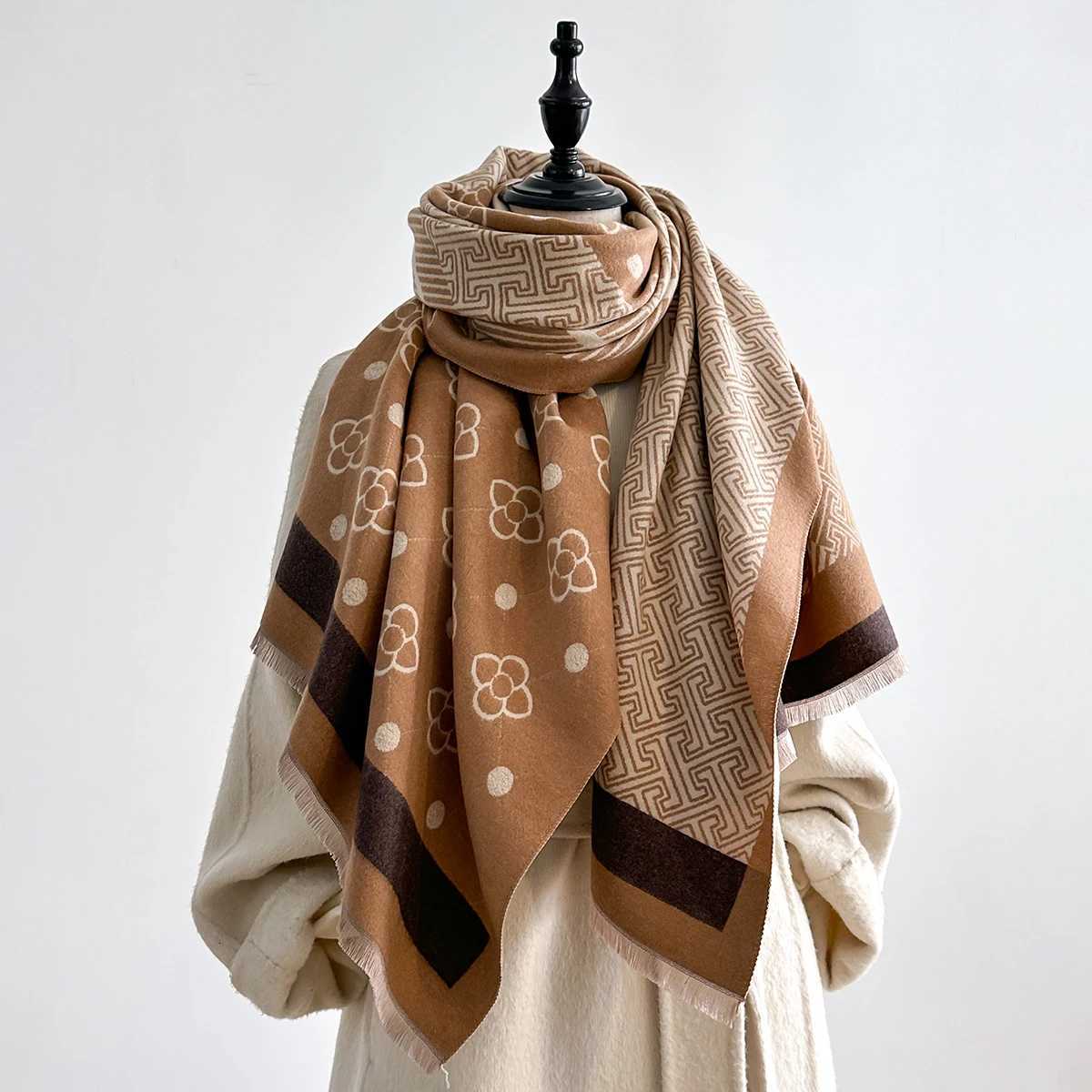 New Brand Elegance TwoSided Print Scarf Soft Warm Fringe Shl Autumn and Winter Outdoor Coldproof Windproof Blanket Y250918