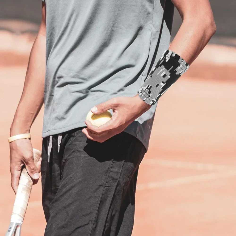 1Pc Compression Wrist Brace Sleeve Compression Wrist Supports Wrist Wraps Elastic Wristbands for Men and Women TennisTendonitis J251211