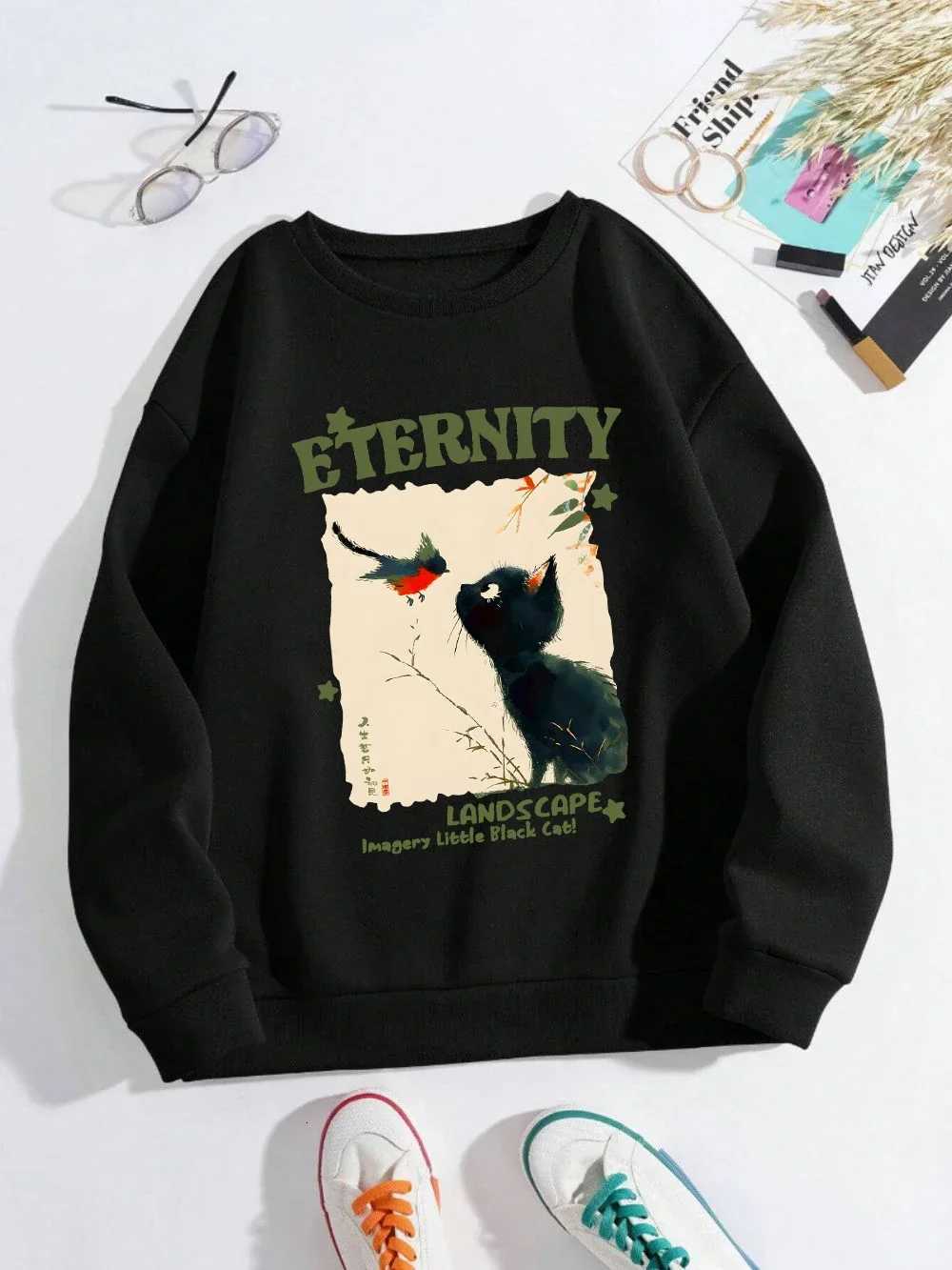 2025 Autumn Winter Cat with Bird Cute Printed Hoodies Women Fleece Sweatshirts Pullover Casual Comfortable Women ClothingZ250918