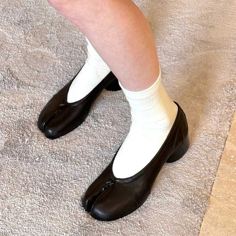 Highquality All Soft Sheepskin Fold Split Toe Shoes All Genuine Leather Womens Shoes Ballet Shoes Loafers High Heels 35CM W250918