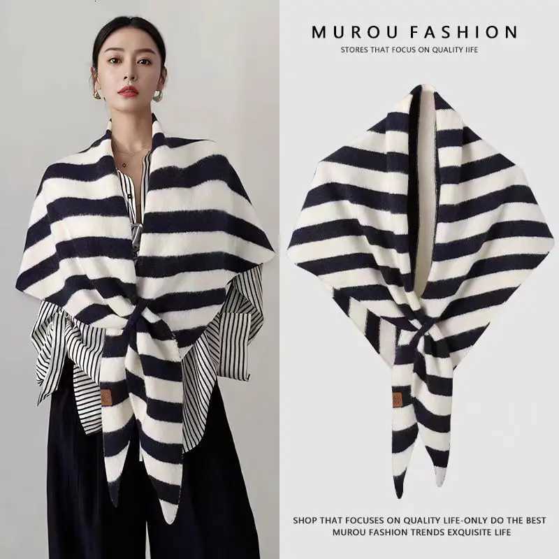 New Fahion Design Wen Scarf Autumn Winter Wool Blend Triangle Muffler La Shl Korean Style Striped Thick Warm Wr Fem Y250918