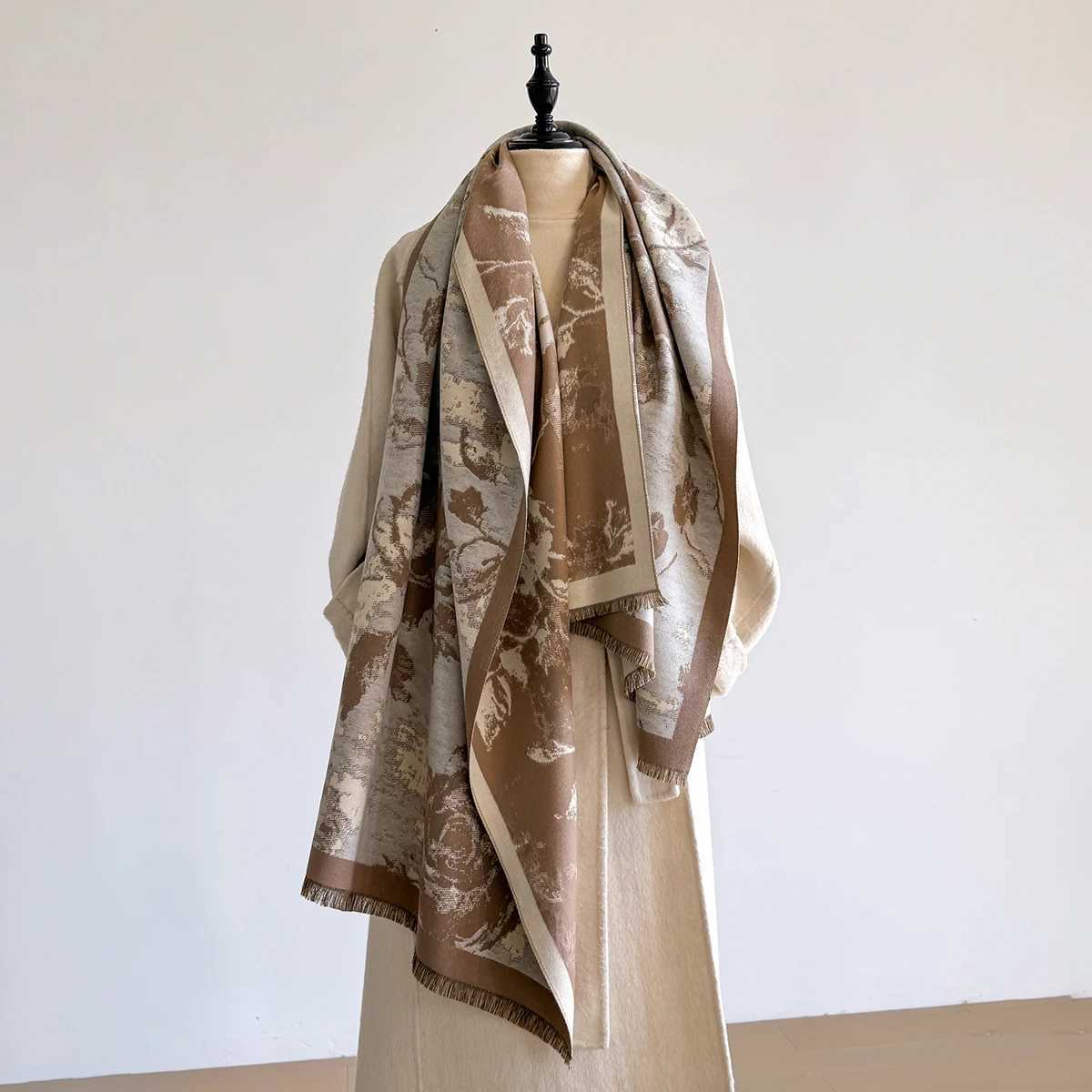 Wens Warm Faux Cashmere Scarf Winter Thick Patter with Cashew wer Rose Design Fashionable Luxurious Blanket Scarf Y250918