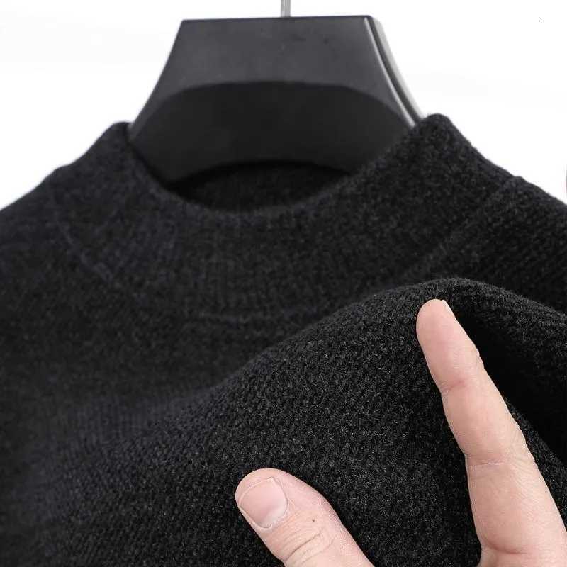 Winter Korean Version with Plush Mens Sweater Semi High Neck Solid Color Simple Knit Sweater Thick and Warm Mens TopZ250918