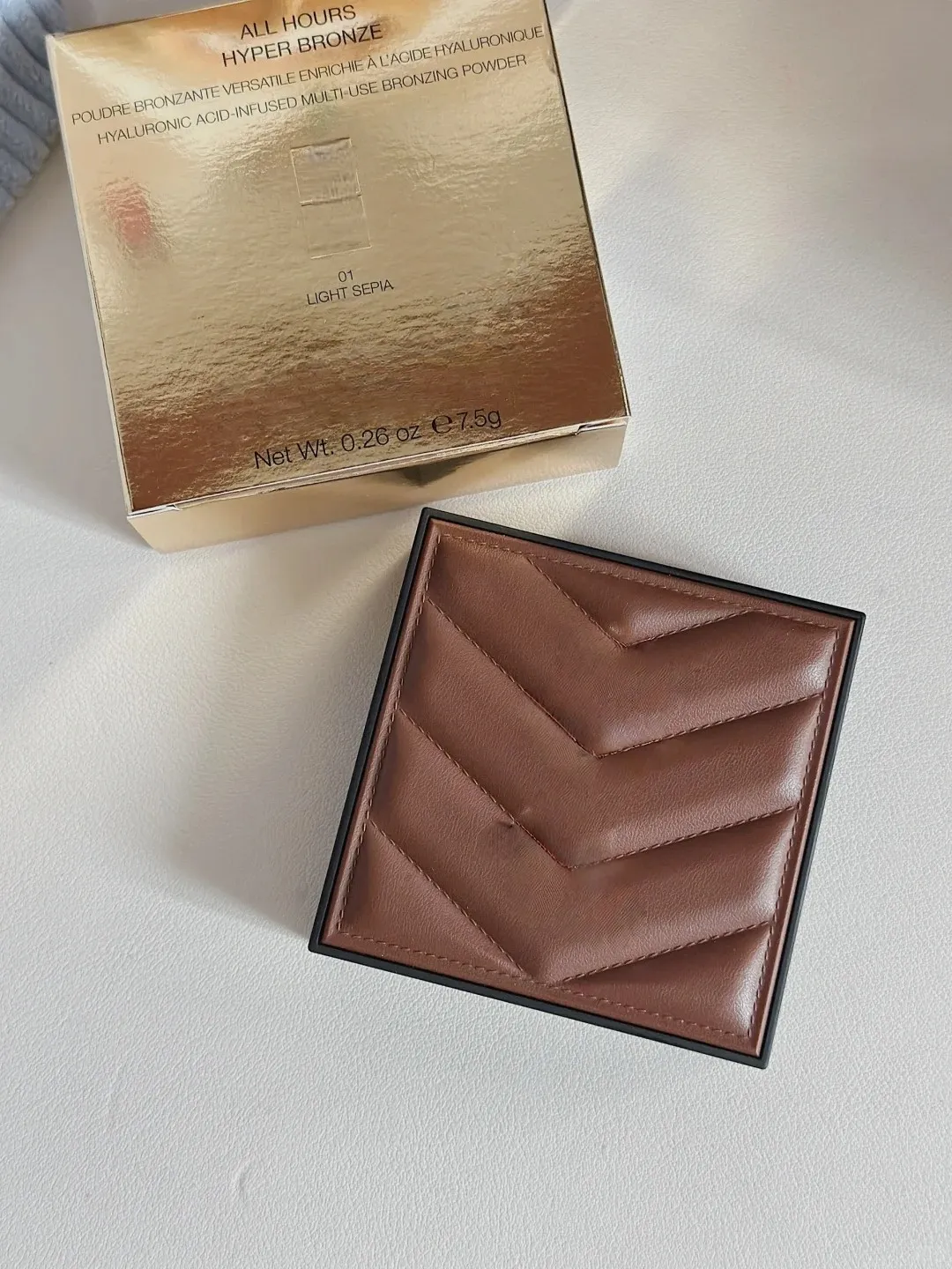 Brand All Hours Hyper Bronze Foundation 7.5g Gold and Leather powder compact Natural 2 Colors Stock Makeup Tool Cosmetic fast delivery