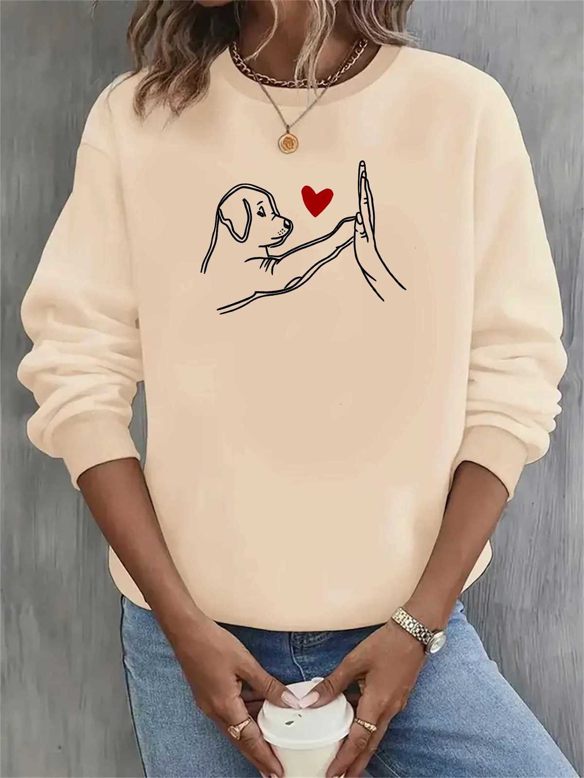 Womens Casual Heart Print Pullover Sweatshirt Geometric Design Long Sleeve Round Neck Machine Washable Regular Fit for AutumZ250918