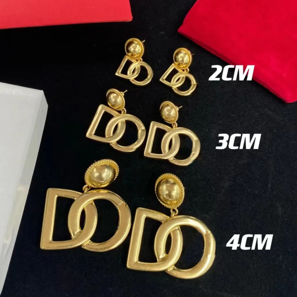 Stud Dangle Chandelier Fashion classic 18K Gold letter Dangle Chandelier Pendant Earrings women Brand Designer simplicity Jewelry 234CM Optional high quality