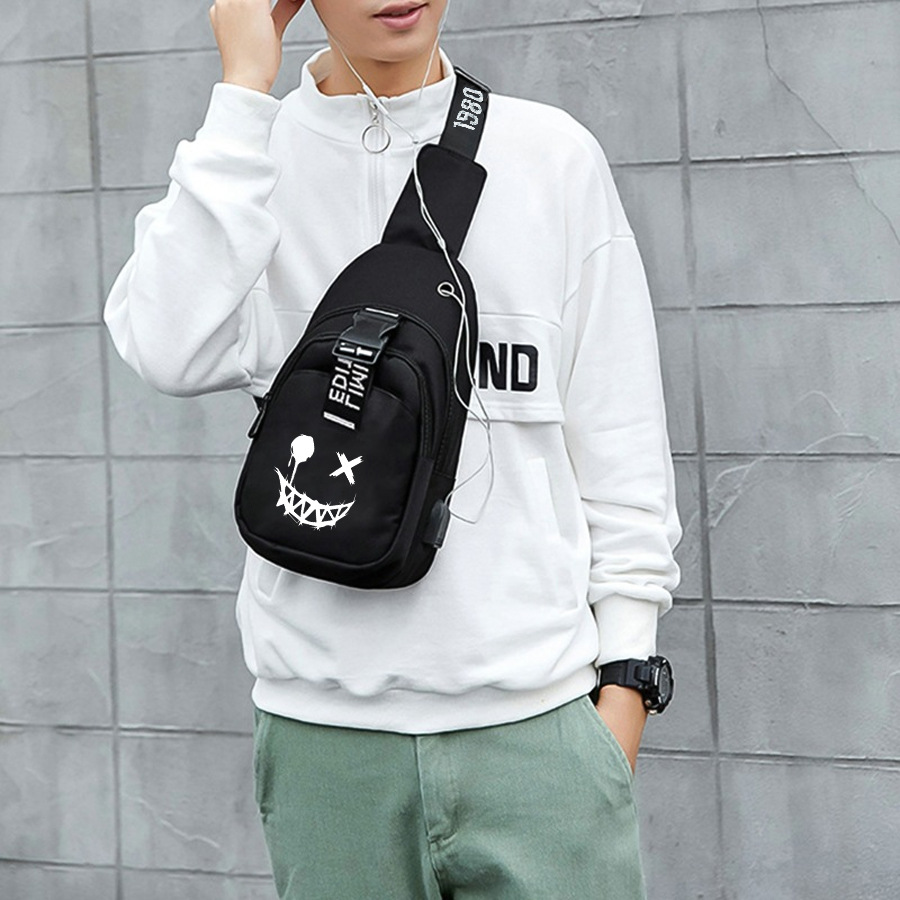 The glow-in-the-dark anti-theft chest bag is trendy and casual, with a slanted cross that is waterproof and wear-resistant