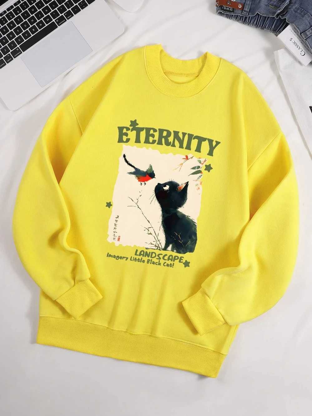 2025 Autumn Winter Cat with Bird Cute Printed Hoodies Women Fleece Sweatshirts Pullover Casual Comfortable Women ClothingZ250918