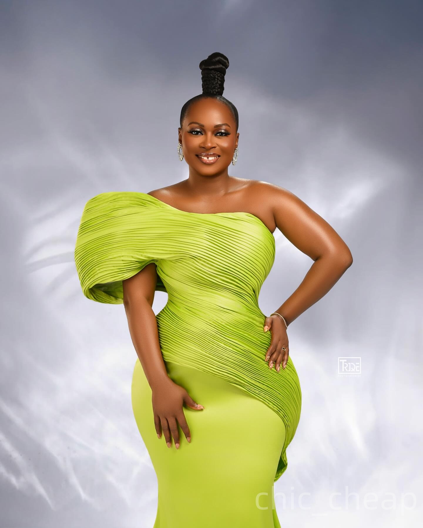 Mermaid Green Prom Dresses 2025 Stylish Satin Strapless Elegant Evening Formal Party Second Birthday Engagement Gowns Plus Size Dress For Special Occa