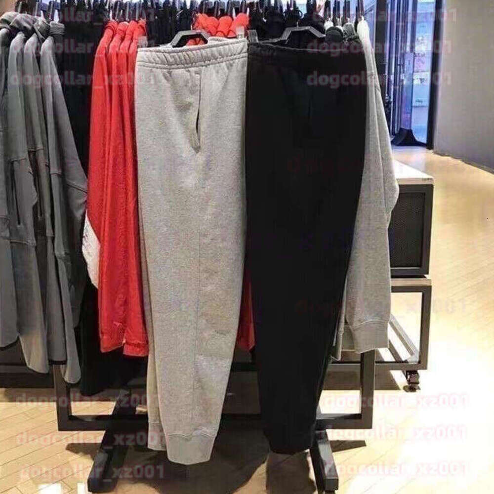 Niki Tech Niki Shorts Monterex Tracksuit Doudoune Femme Women Veste Homme Sports Men Pants Embroidered Spider Hoodie Nocta Tracksuit Ksubi Jeans Spider Hoodie