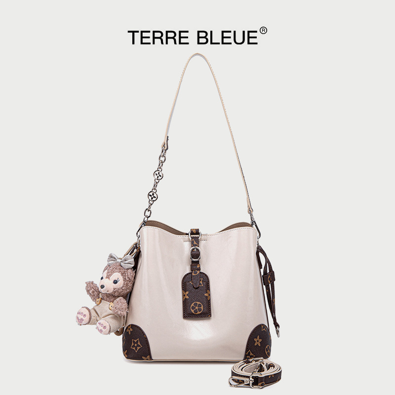 free shipping Versatile large capacity shoulder crossbody bag fashionable bucket bag niche high-end handbag